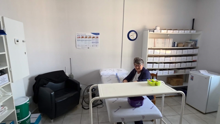 1 Bedroom Property for Sale in Brandwag Free State